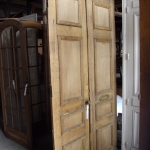 vintage-wooden-door